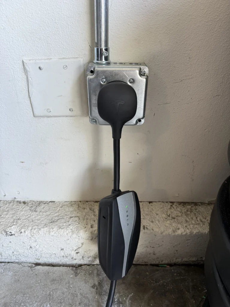NEMA 14-50 EV Outlet Installation (4)